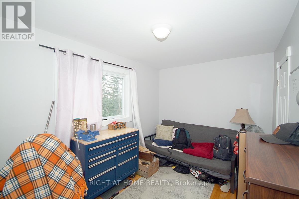 2 - 2436 Carlsen Avenue, Ottawa, Ontario  K1V 8G1 - Photo 8 - X12385448
