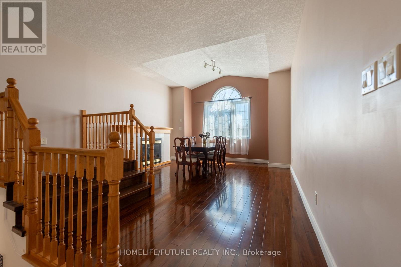 264 Holbeach Court, Waterloo, Ontario  N2J 4Y7 - Photo 20 - X12385280