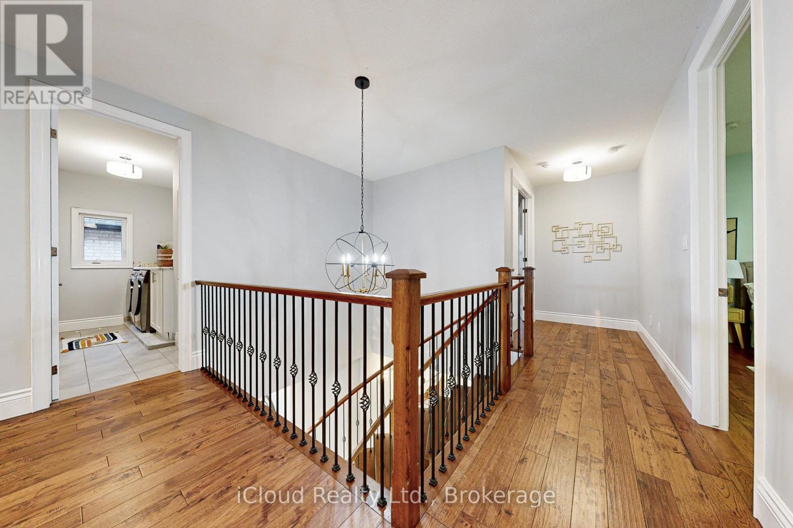 7 Riesling Court, Hamilton, Ontario  L8G 0B4 - Photo 18 - X12385286