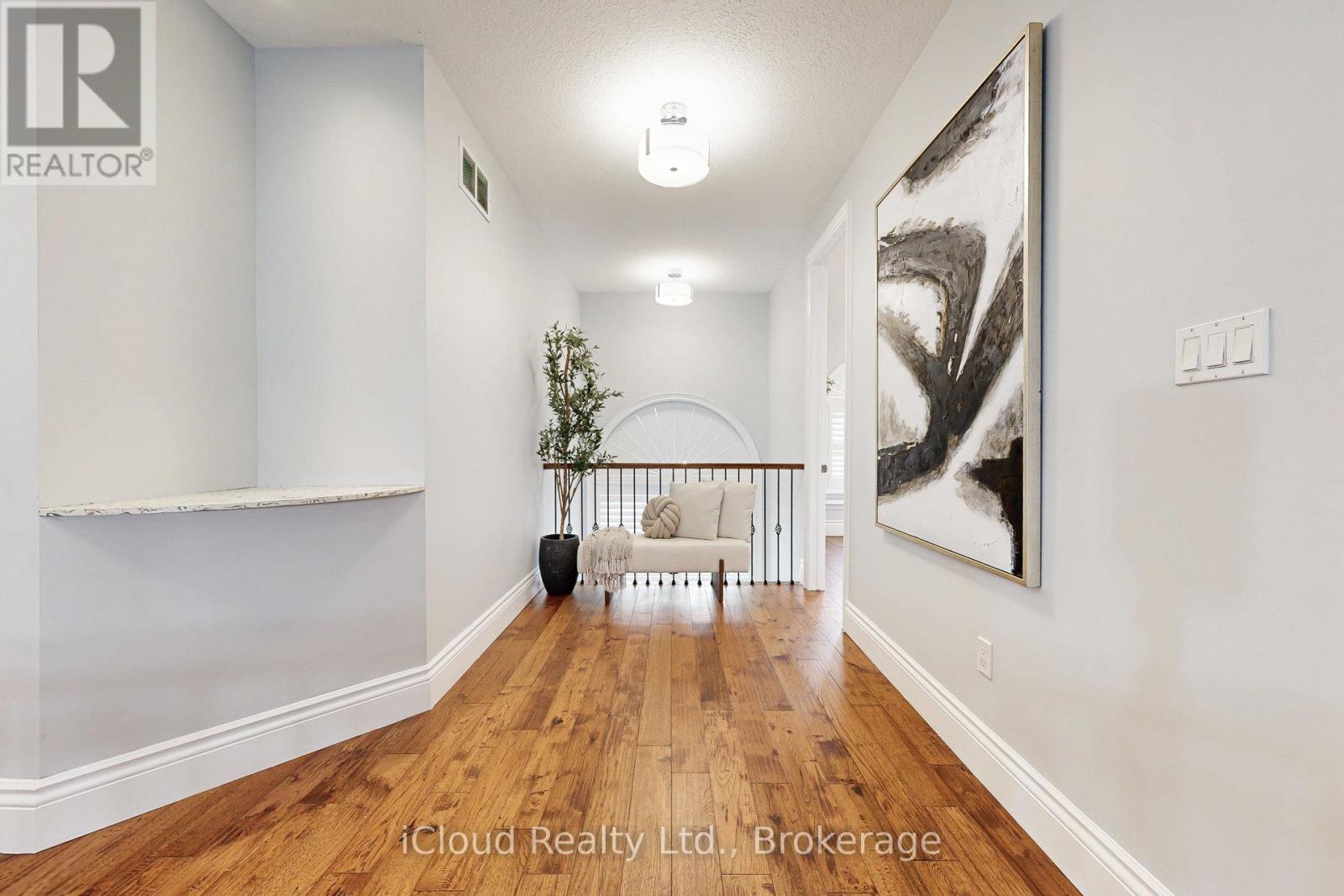 7 Riesling Court, Hamilton, Ontario  L8G 0B4 - Photo 19 - X12385286