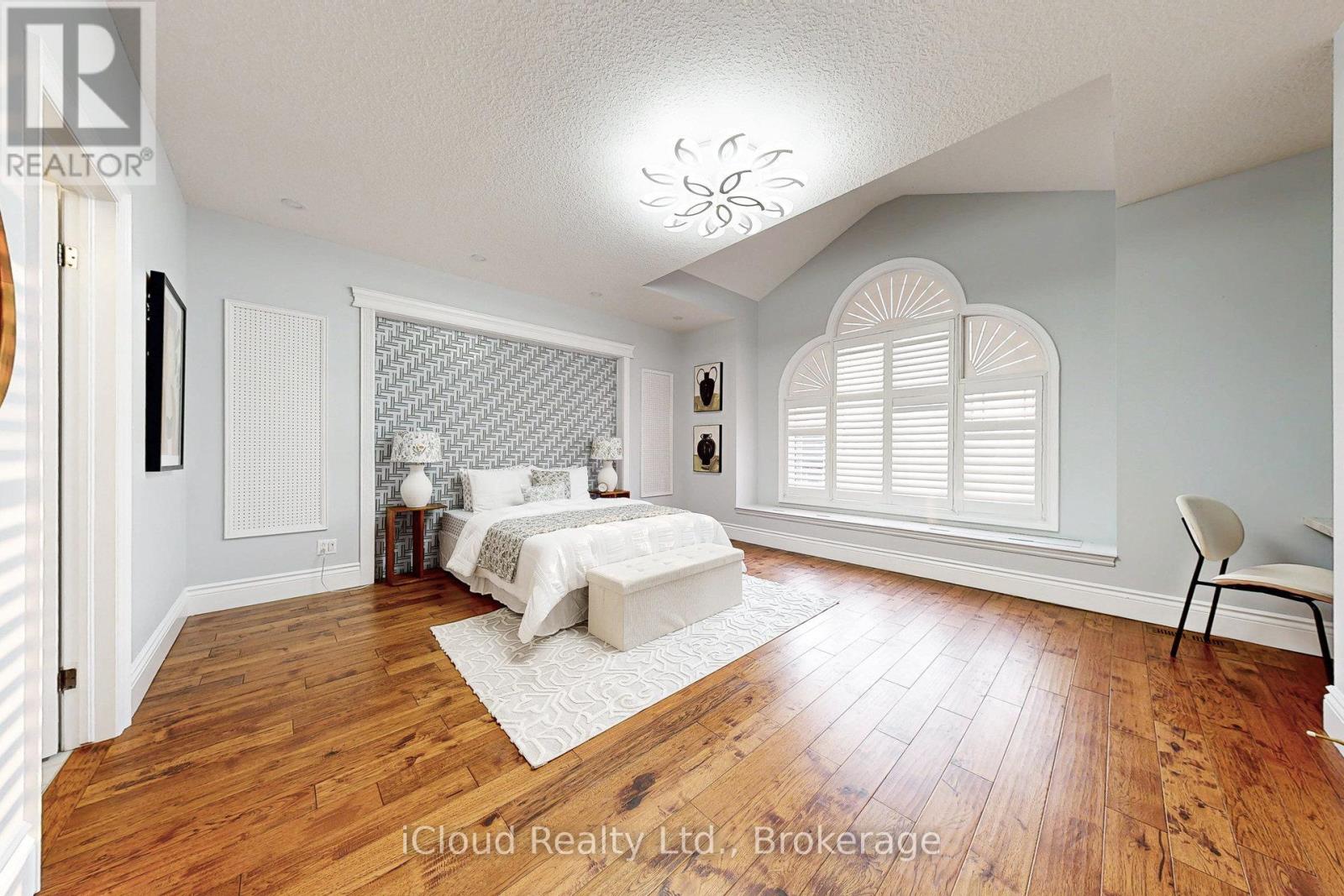 7 Riesling Court, Hamilton, Ontario  L8G 0B4 - Photo 29 - X12385286