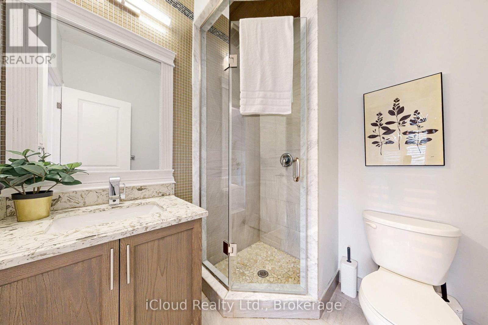 7 Riesling Court, Hamilton, Ontario  L8G 0B4 - Photo 33 - X12385286