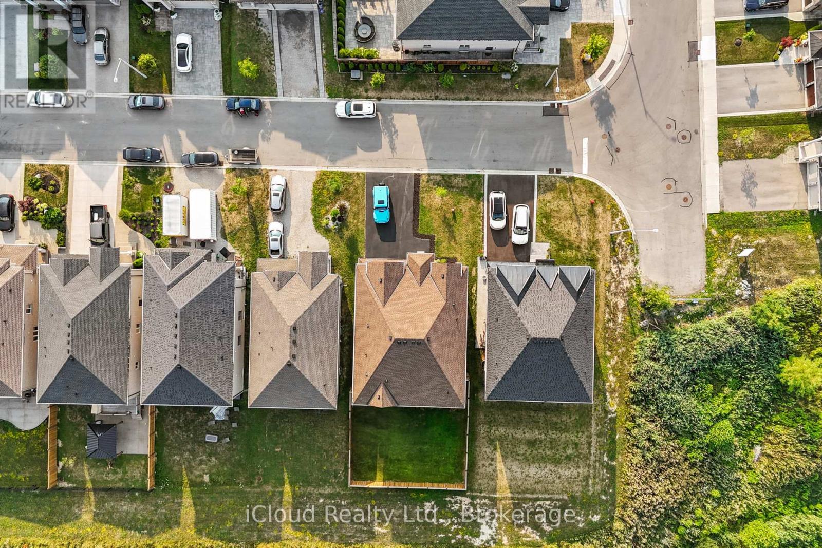 7 Riesling Court, Hamilton, Ontario  L8G 0B4 - Photo 47 - X12385286