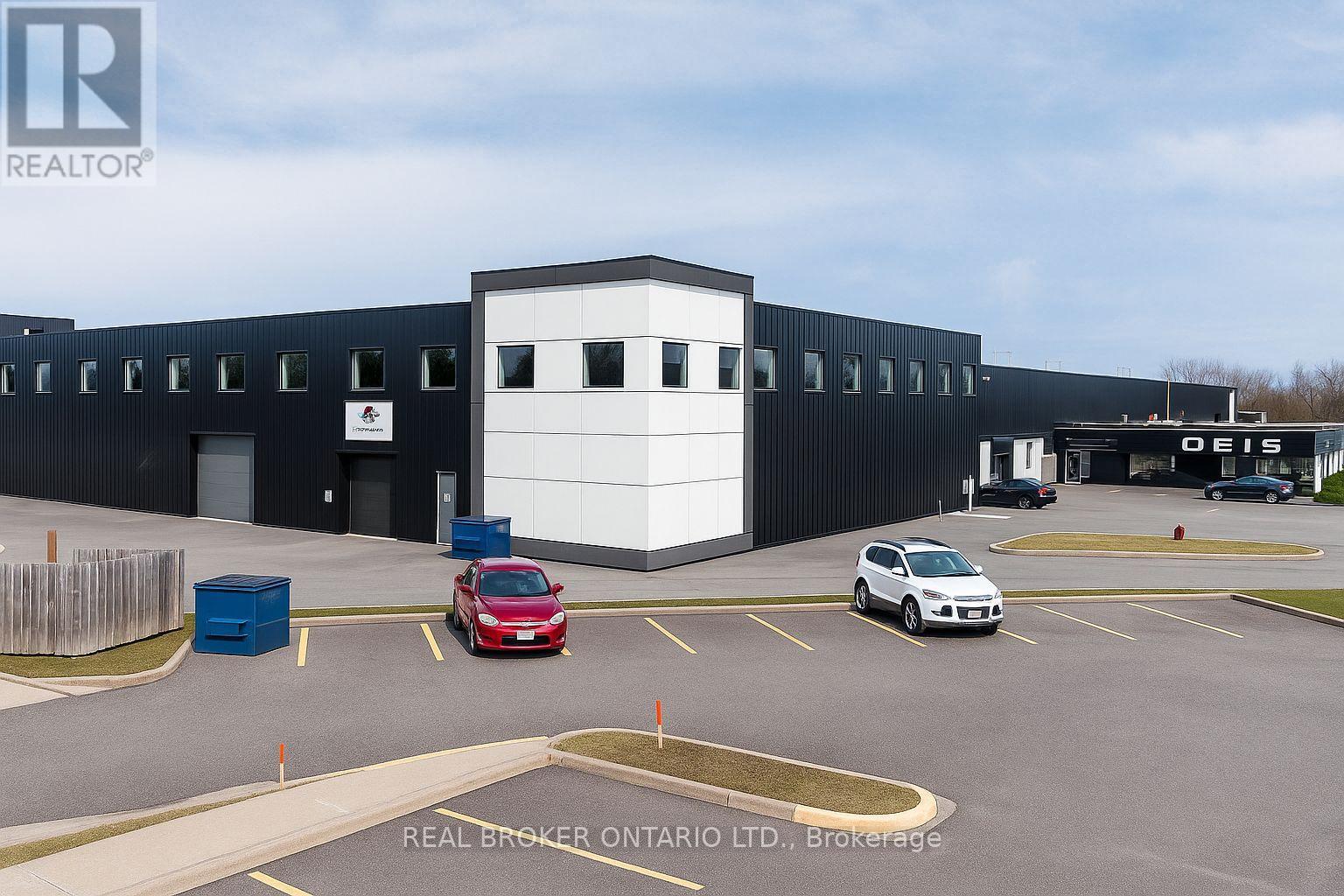 9 - 4256 CARROLL AVENUE, Niagara Falls, Ontario
