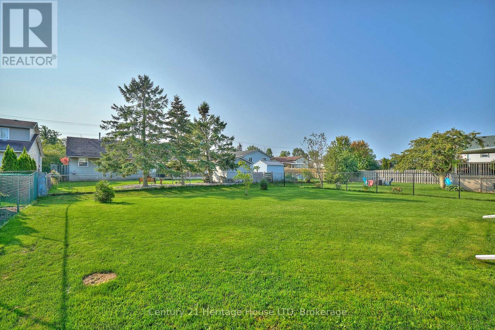 358 Antoinette Road, Fort Erie, Ontario  L2A 6S5 - Photo 30 - X12385426