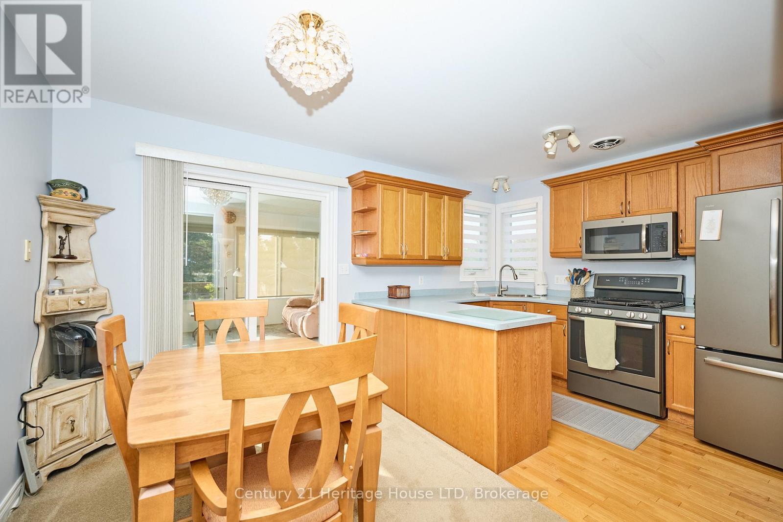 358 Antoinette Road, Fort Erie, Ontario  L2A 6S5 - Photo 9 - X12385426