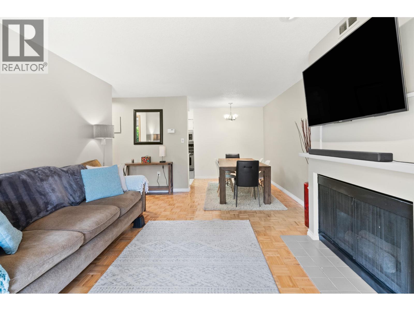 102 708 Eighth Avenue, New Westminster, British Columbia  V3M 2R3 - Photo 3 - R3044269