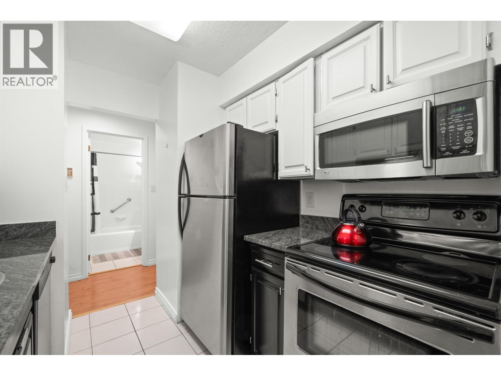 102 708 Eighth Avenue, New Westminster, British Columbia  V3M 2R3 - Photo 9 - R3044269