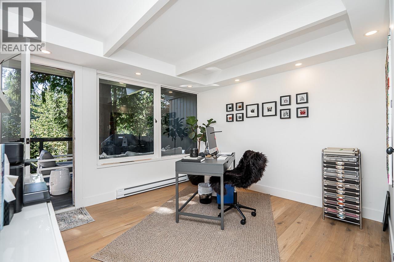 6070 Marine Drive, West Vancouver, British Columbia  V7W 2S3 - Photo 9 - R3044296
