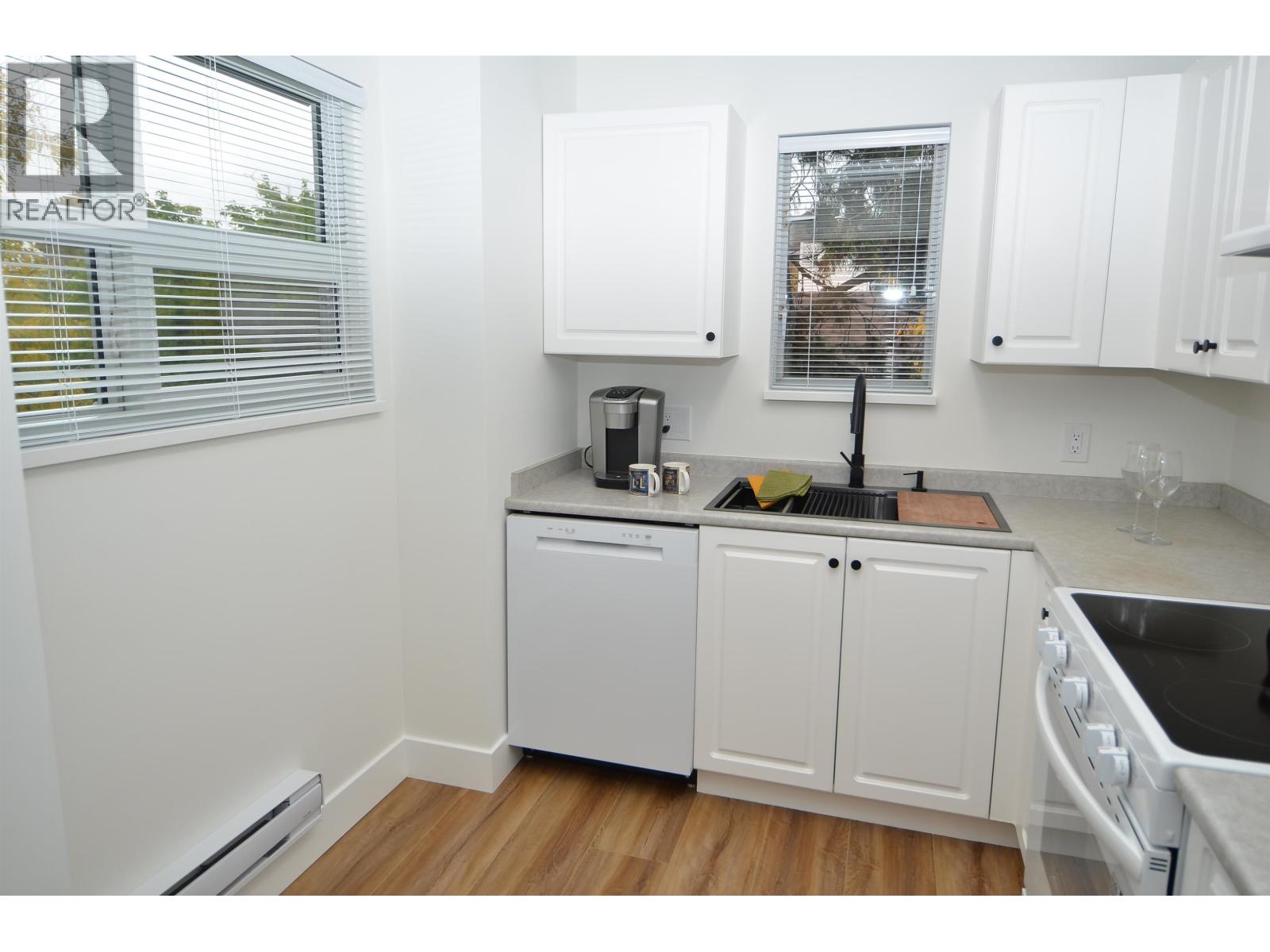 404 3638 Rae Avenue, Vancouver, British Columbia  V5R 2P5 - Photo 3 - R3044067
