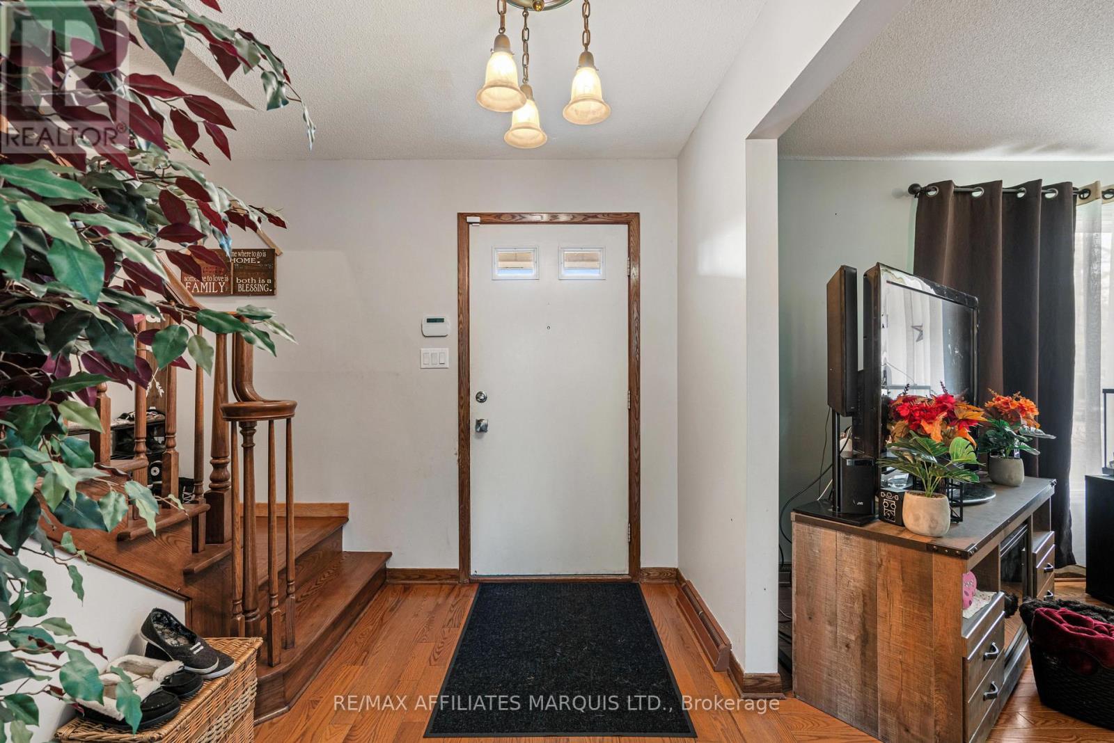 1514 Catherine Street, Cornwall, Ontario  K6J 5B8 - Photo 2 - X12385430