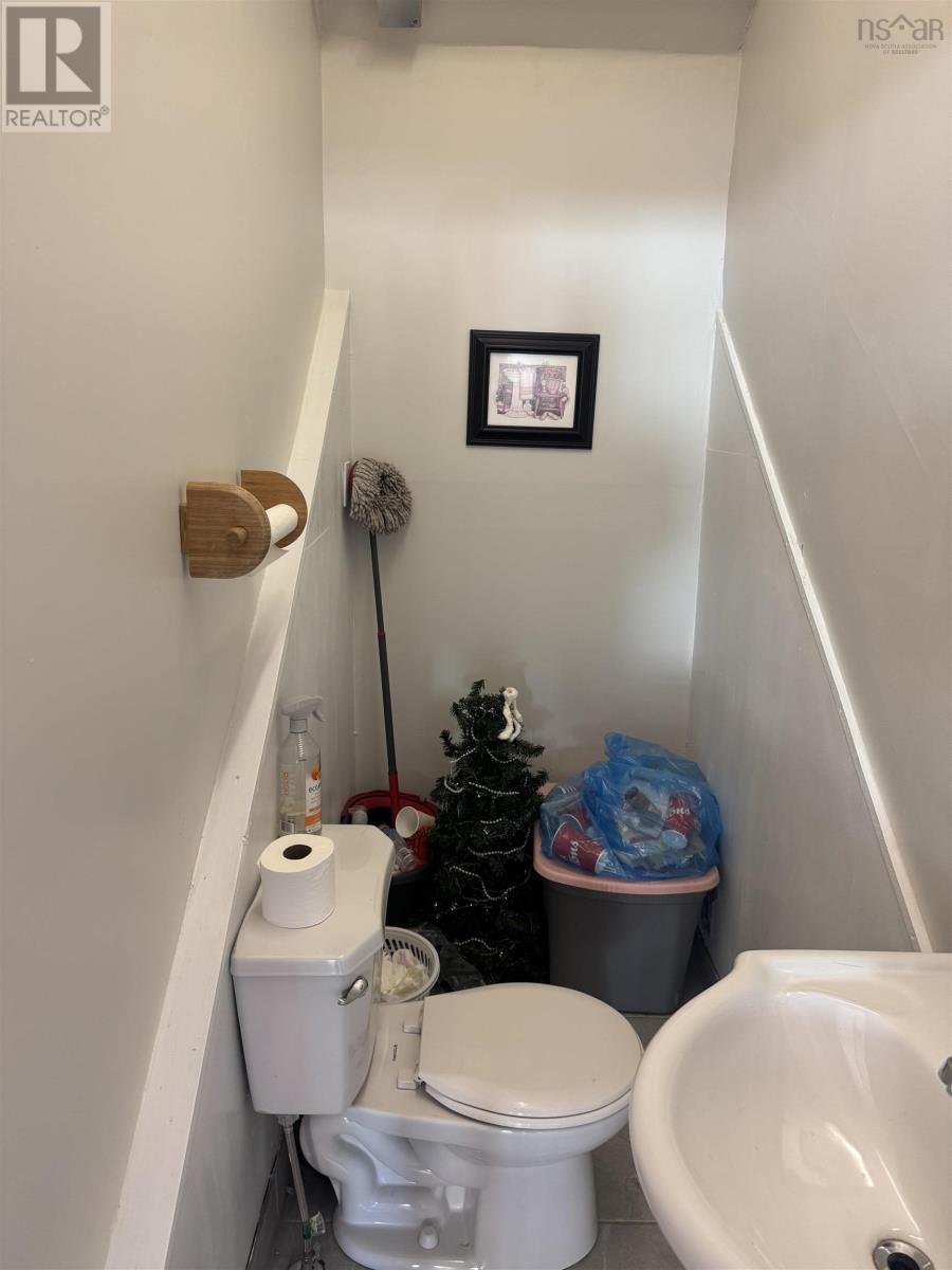90 Provost Street, New Glasgow, Nova Scotia  B2H 2P4 - Photo 6 - 202522510