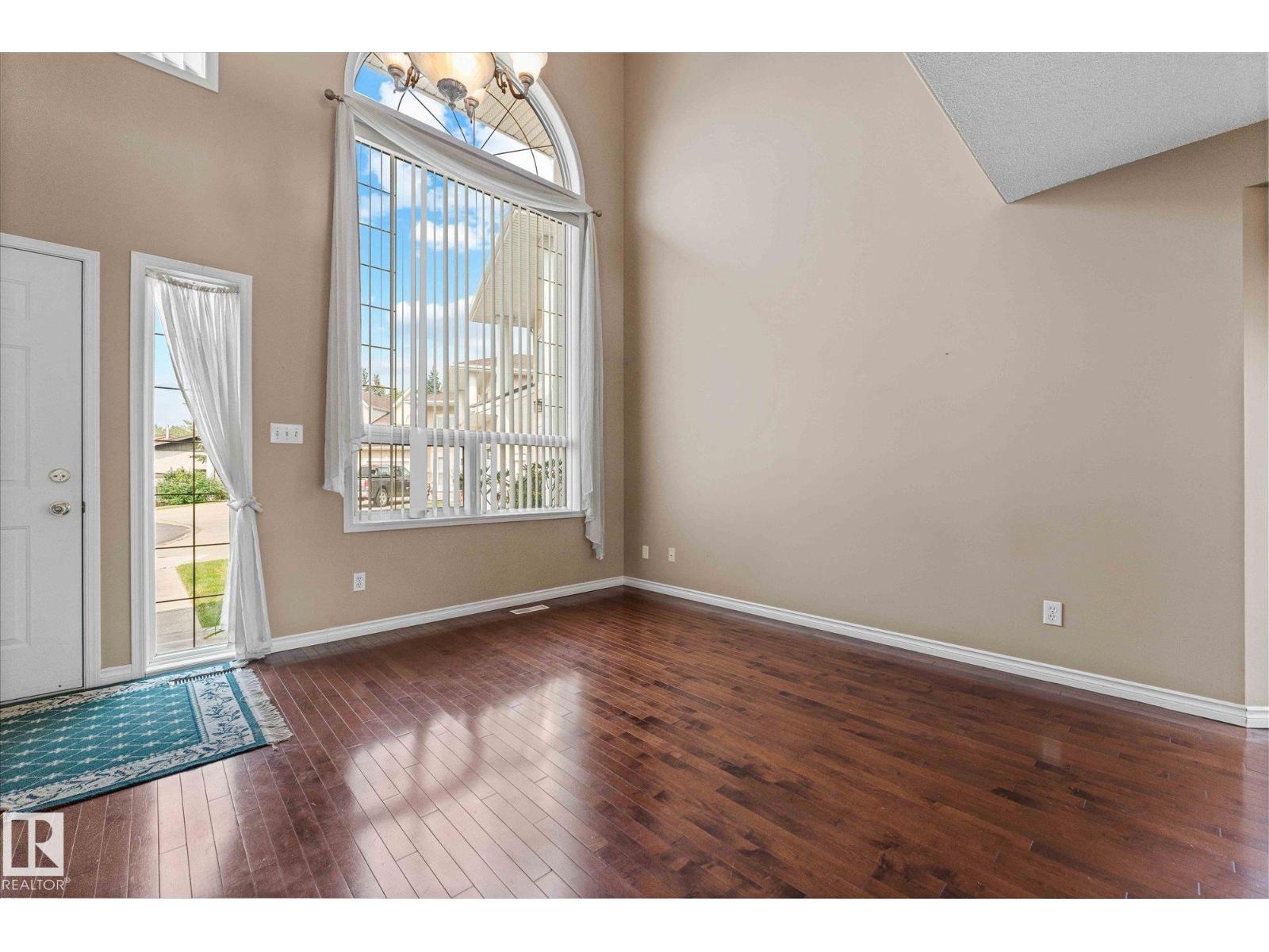 Property at #10 4 Fraser DR image 5