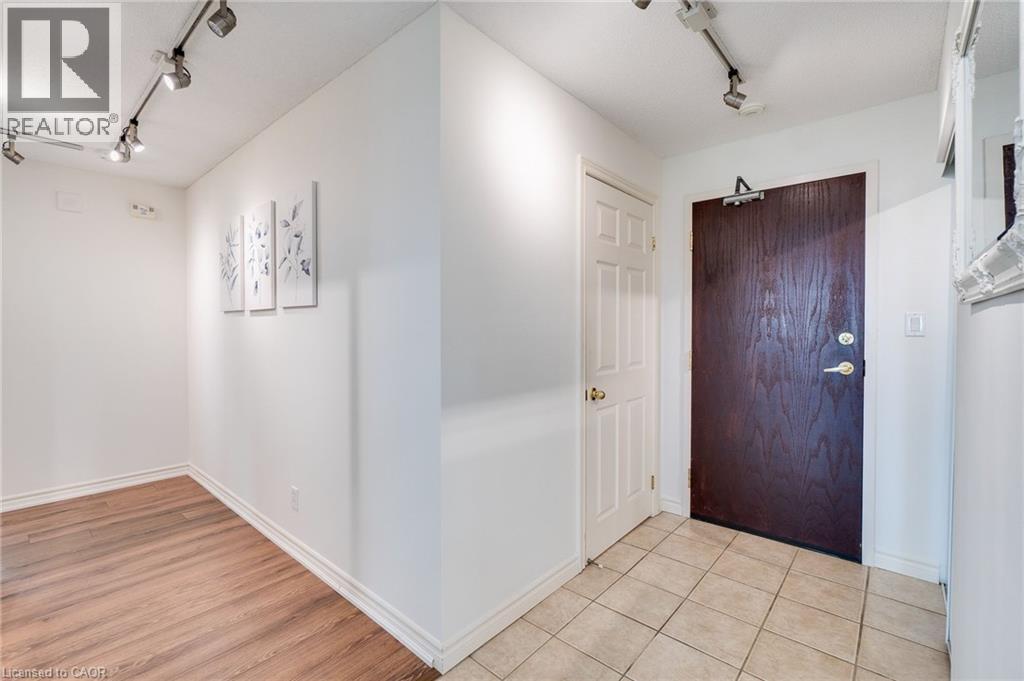 262 Dundas Street E Unit# 105, Waterdown, Ontario  L8B 1A9 - Photo 2 - 40766777