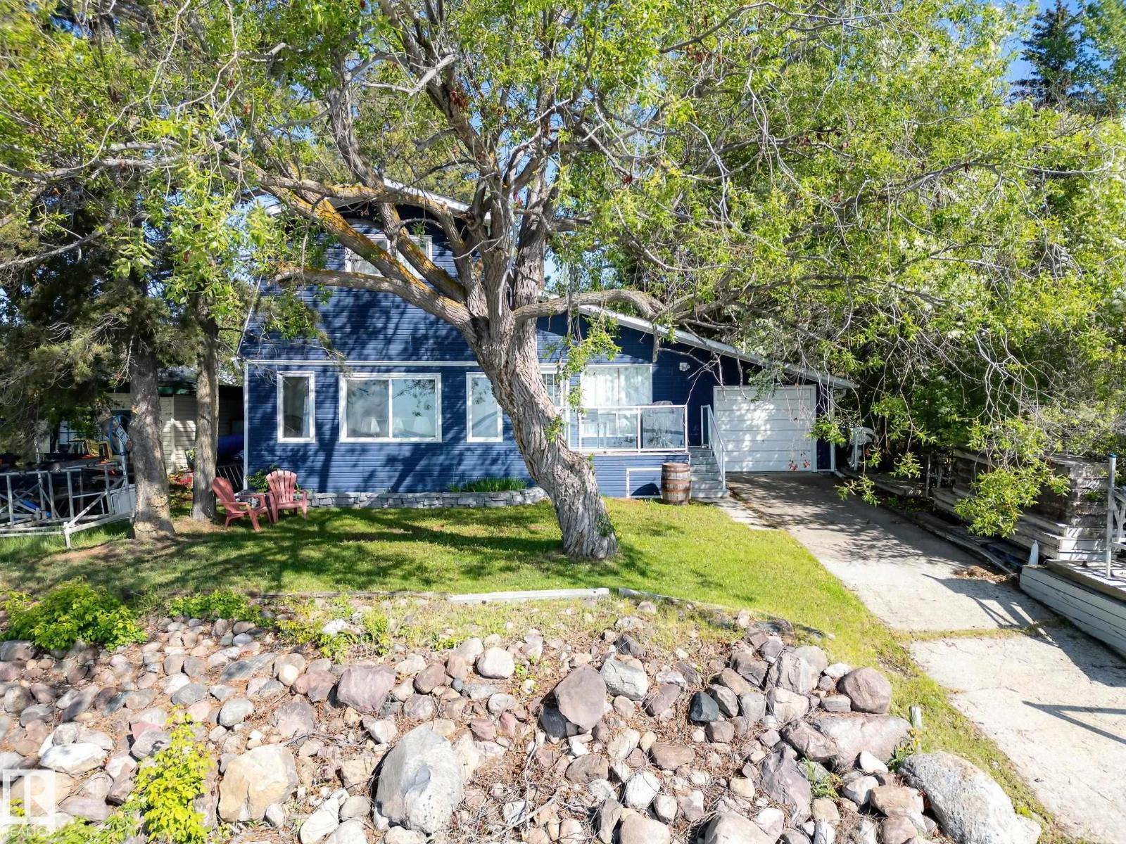 809 8 Street, Rural Lac Ste. Anne County, Alberta