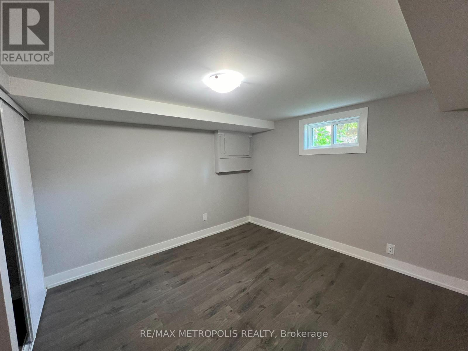 Basement - 797 Zator Avenue, Pickering, Ontario  L1W 1X8 - Photo 7 - E12385432