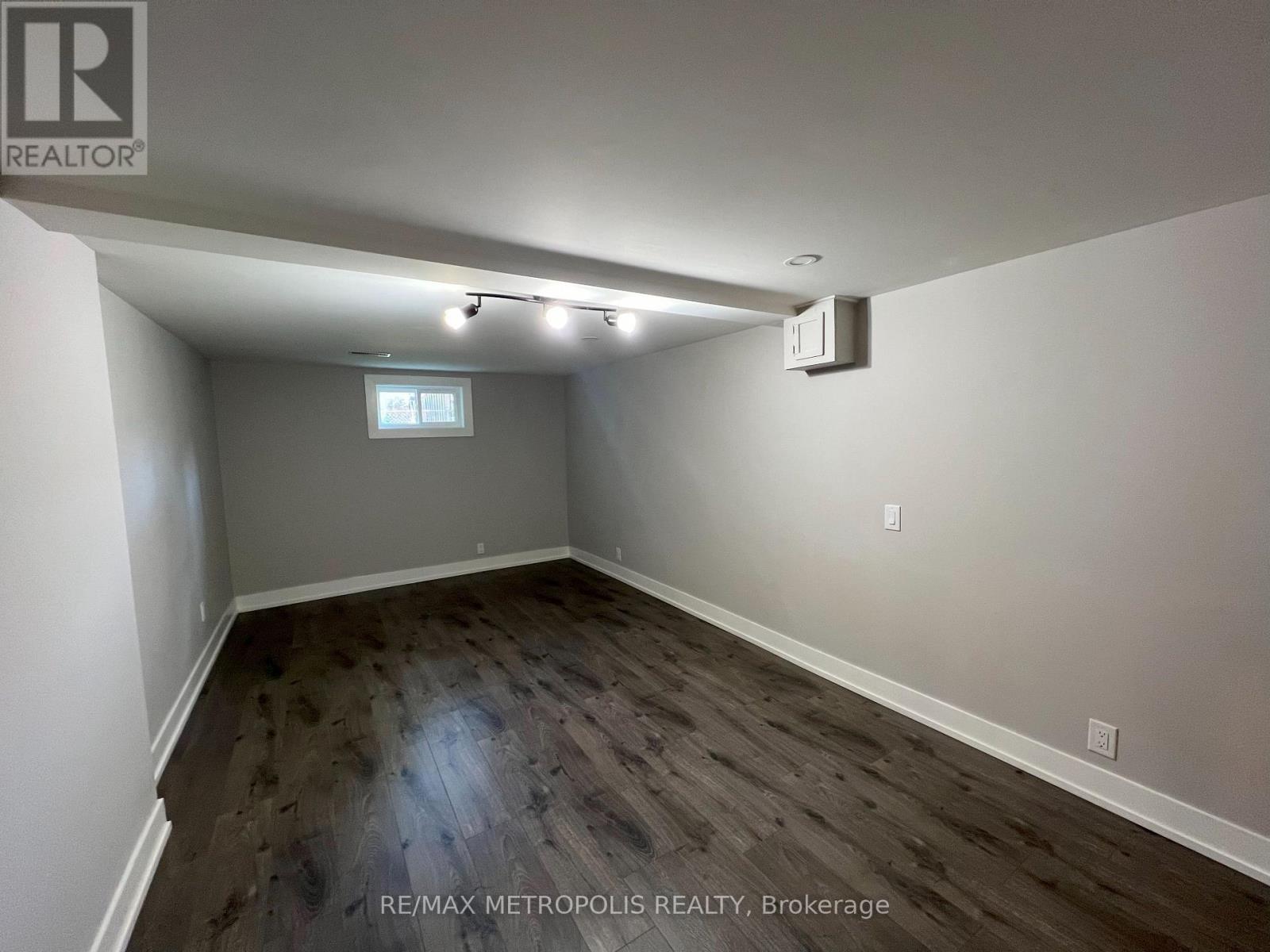 Basement - 797 Zator Avenue, Pickering, Ontario  L1W 1X8 - Photo 8 - E12385432
