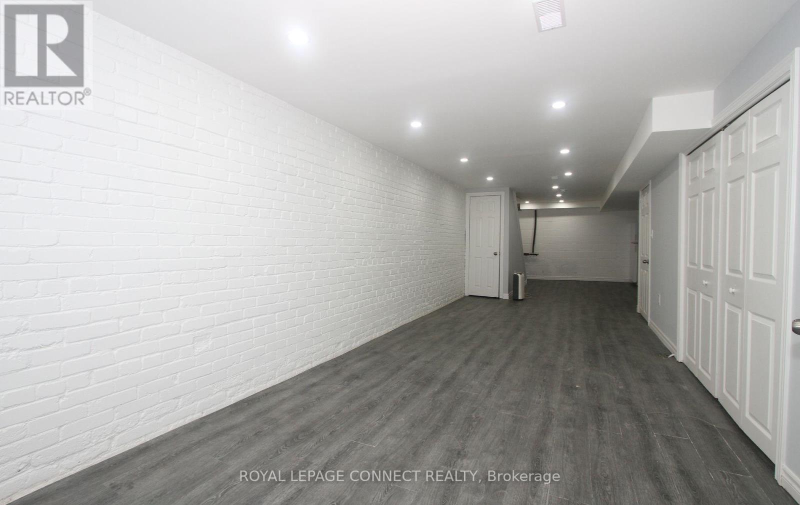 1229a Woodbine (Lower) Avenue, Toronto, Ontario  M4C 4E1 - Photo 5 - E12385435