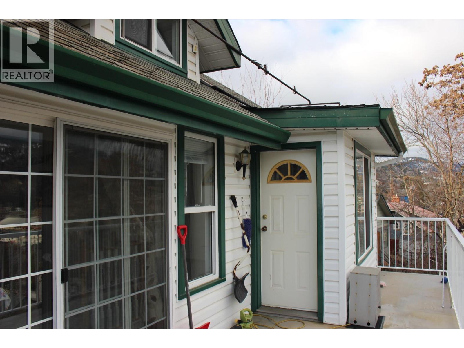 1456 Ash Street, Trail, British Columbia  V1R 3Y7 - Photo 34 - 10338222