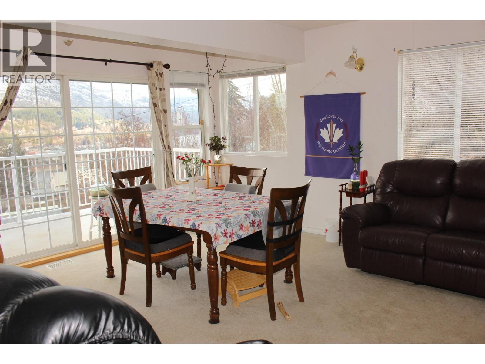 1456 Ash Street, Trail, British Columbia  V1R 3Y7 - Photo 11 - 10338222
