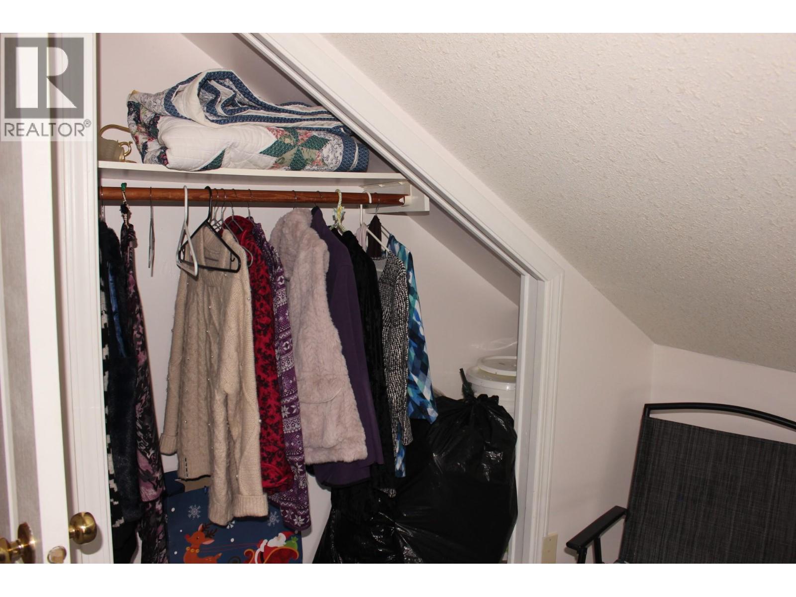 1456 Ash Street, Trail, British Columbia  V1R 3Y7 - Photo 28 - 10338222