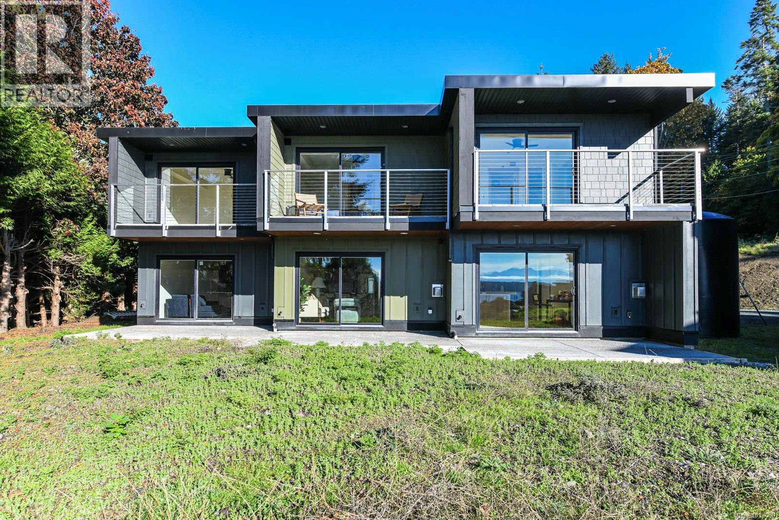 215 4305 Shingle Spit Rd, Hornby Island, British Columbia
