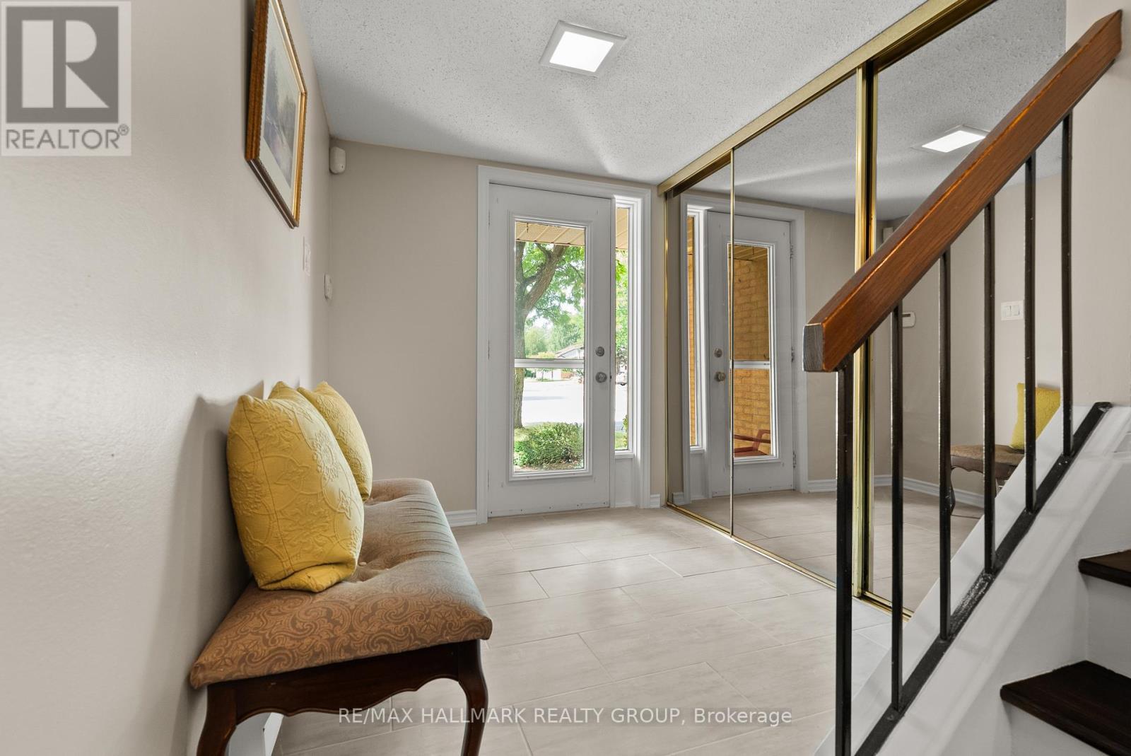 41d Fable Street, Ottawa, Ontario  K2J 3K4 - Photo 3 - X12385460