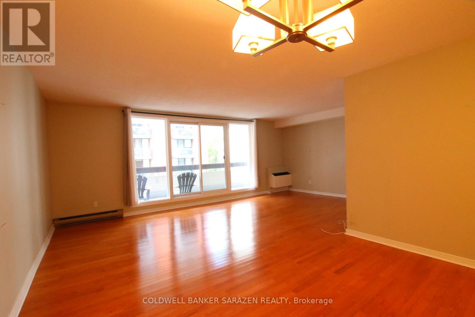 606 - 141 Somerset Street W, Ottawa, Ontario  K2P 2H1 - Photo 3 - X12385513