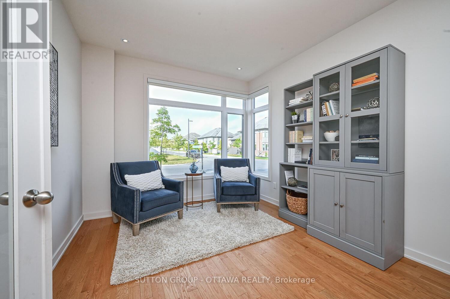Property at 732 WOOLER PLACE image 4