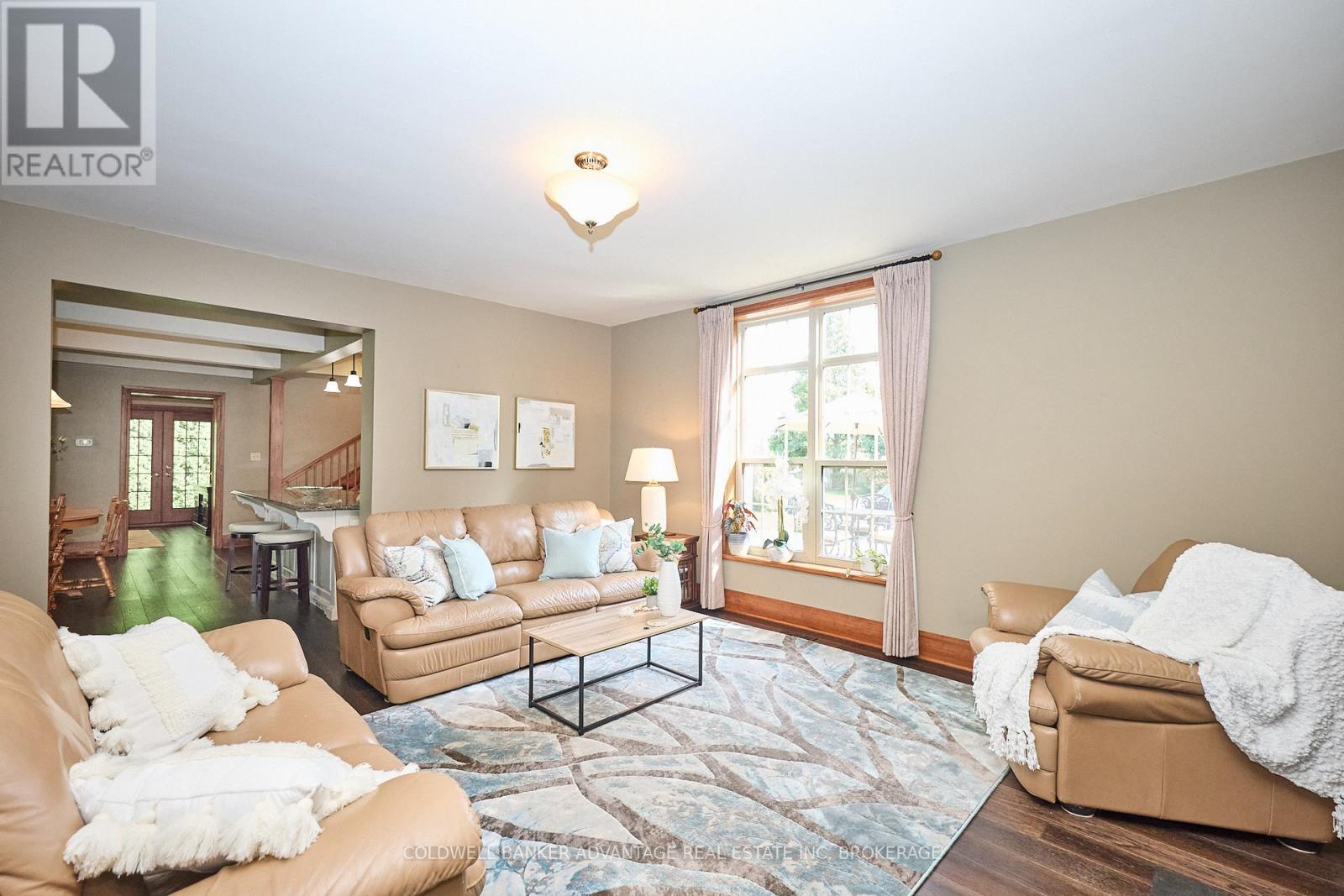 4698 Sandy Cove Drive, Lincoln, Ontario  L0R 1B1 - Photo 12 - X12385459