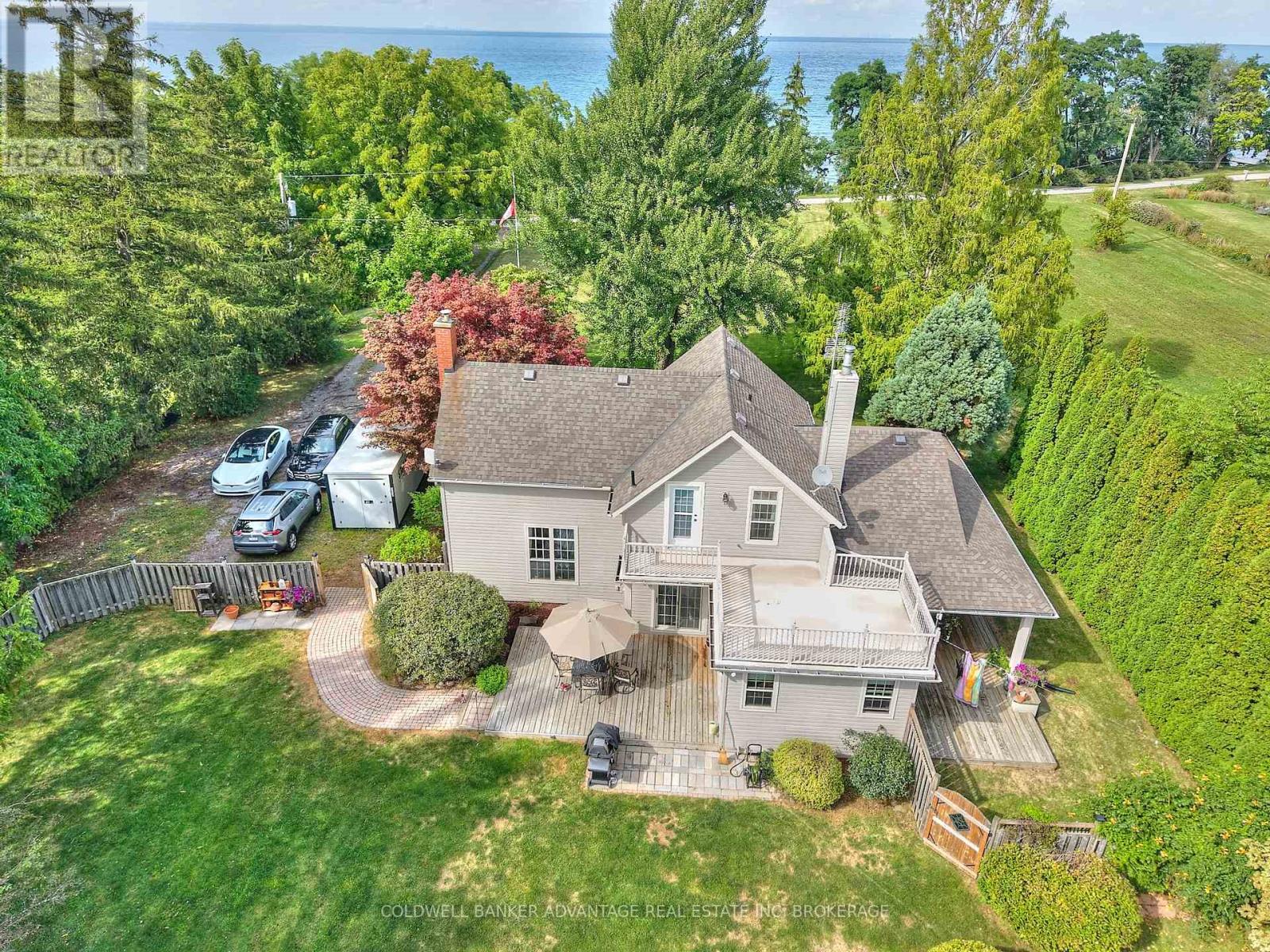 4698 Sandy Cove Drive, Lincoln, Ontario  L0R 1B1 - Photo 38 - X12385459