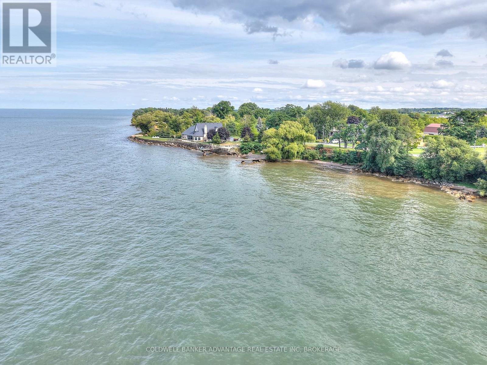 4698 Sandy Cove Drive, Lincoln, Ontario  L0R 1B1 - Photo 42 - X12385459