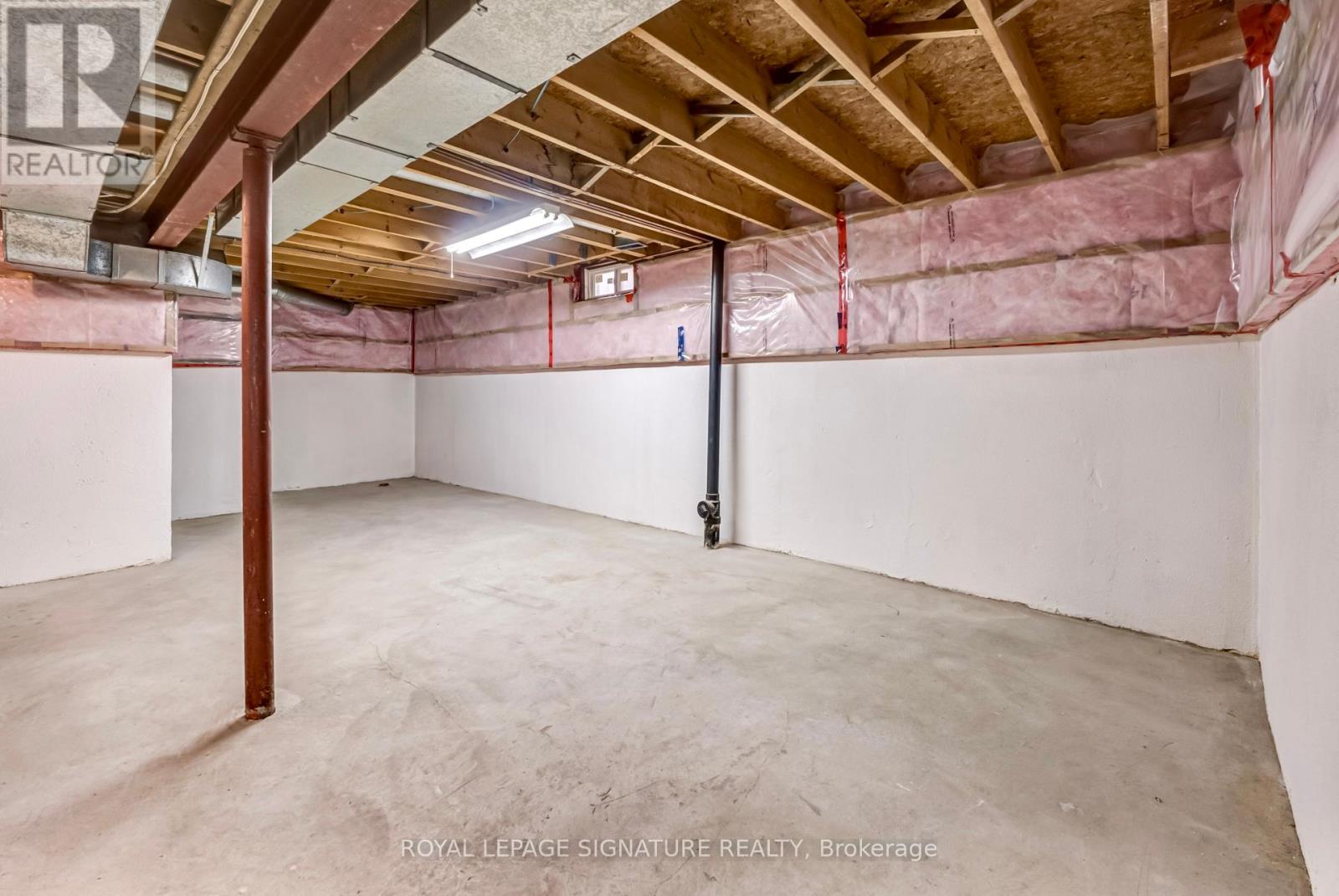 36 Denlow Drive, Brampton (Fletcher's West), Ontario  L6Y 2L4 - Photo 24 - W12385440