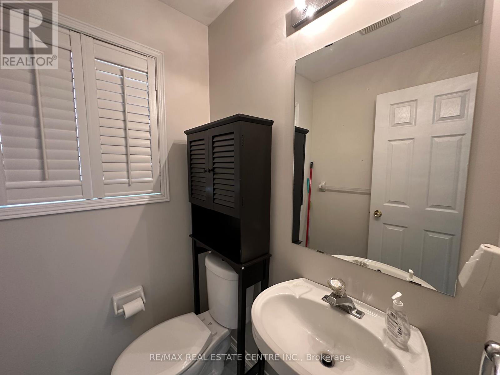 7193 Magistrate Terrace, Mississauga, Ontario  L5W 1T6 - Photo 16 - W12385445
