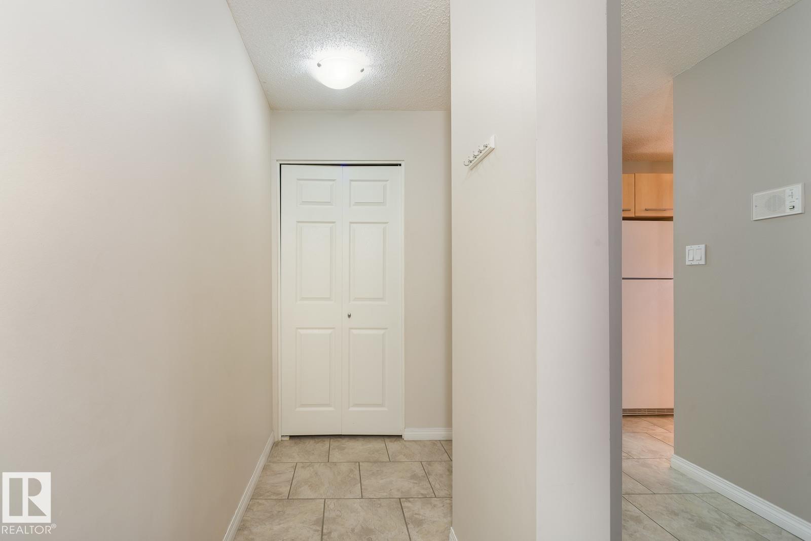 #105 10149 83 Av Nw, Edmonton, Alberta  T6E 2C5 - Photo 2 - E4456449