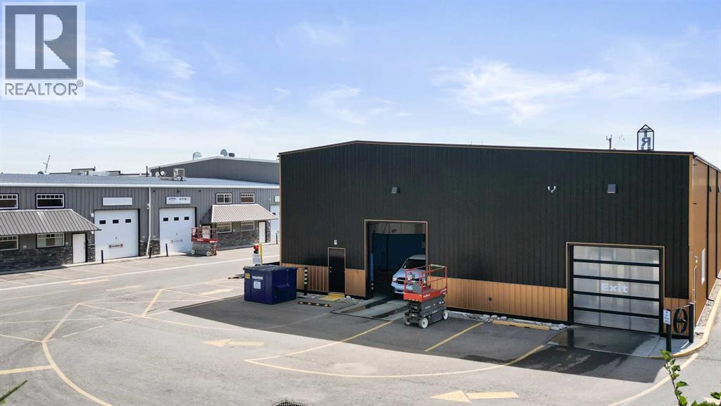 26 Griffin Industrial Point, Cochrane, Alberta  T4C 0A2 - Photo 7 - A2254001