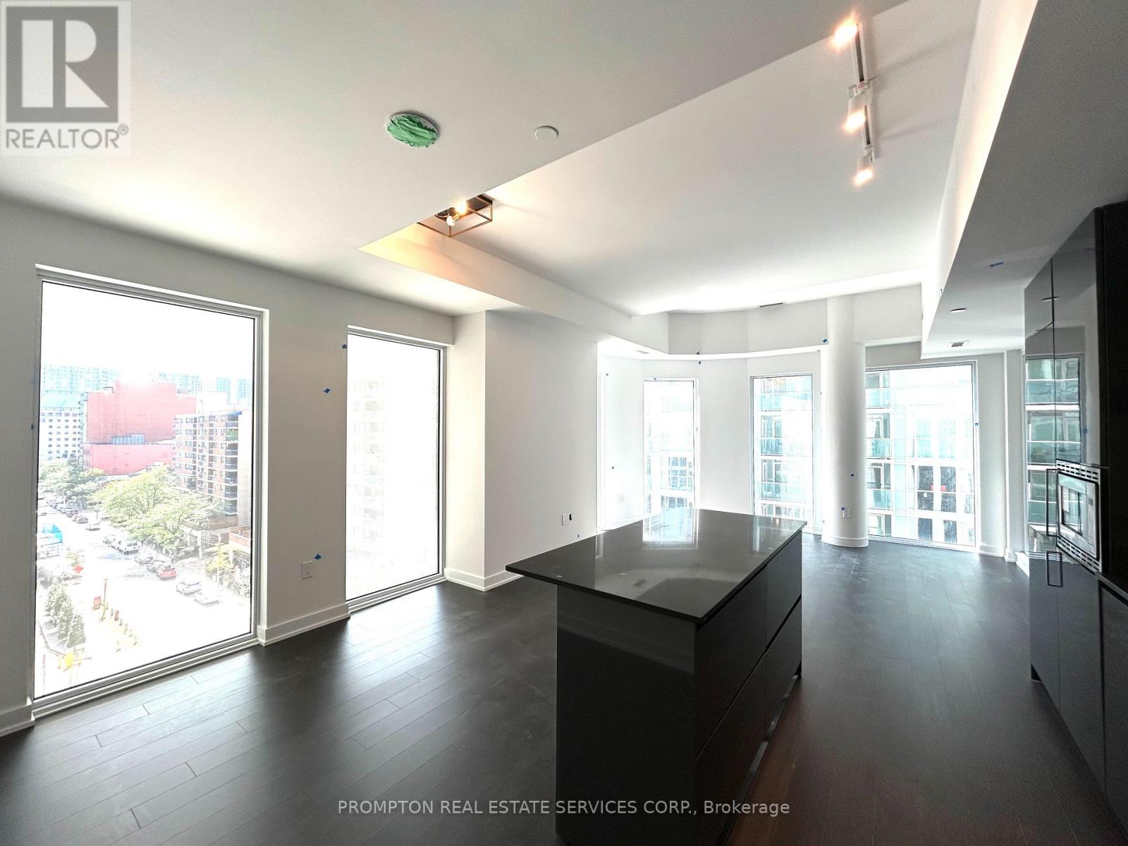 620 - 121 St Patrick Street, Toronto, Ontario  M5T 3C1 - Photo 2 - C12385496