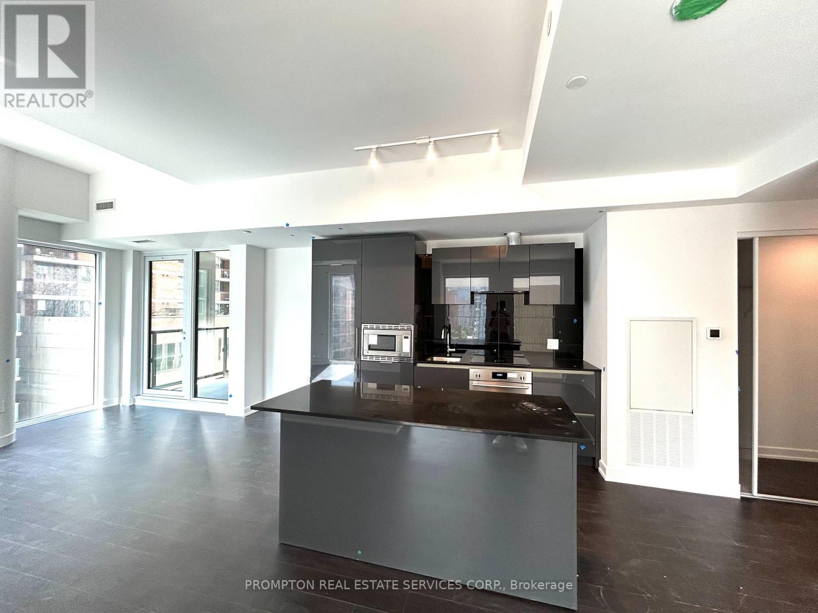 620 - 121 St Patrick Street, Toronto, Ontario  M5T 3C1 - Photo 4 - C12385496