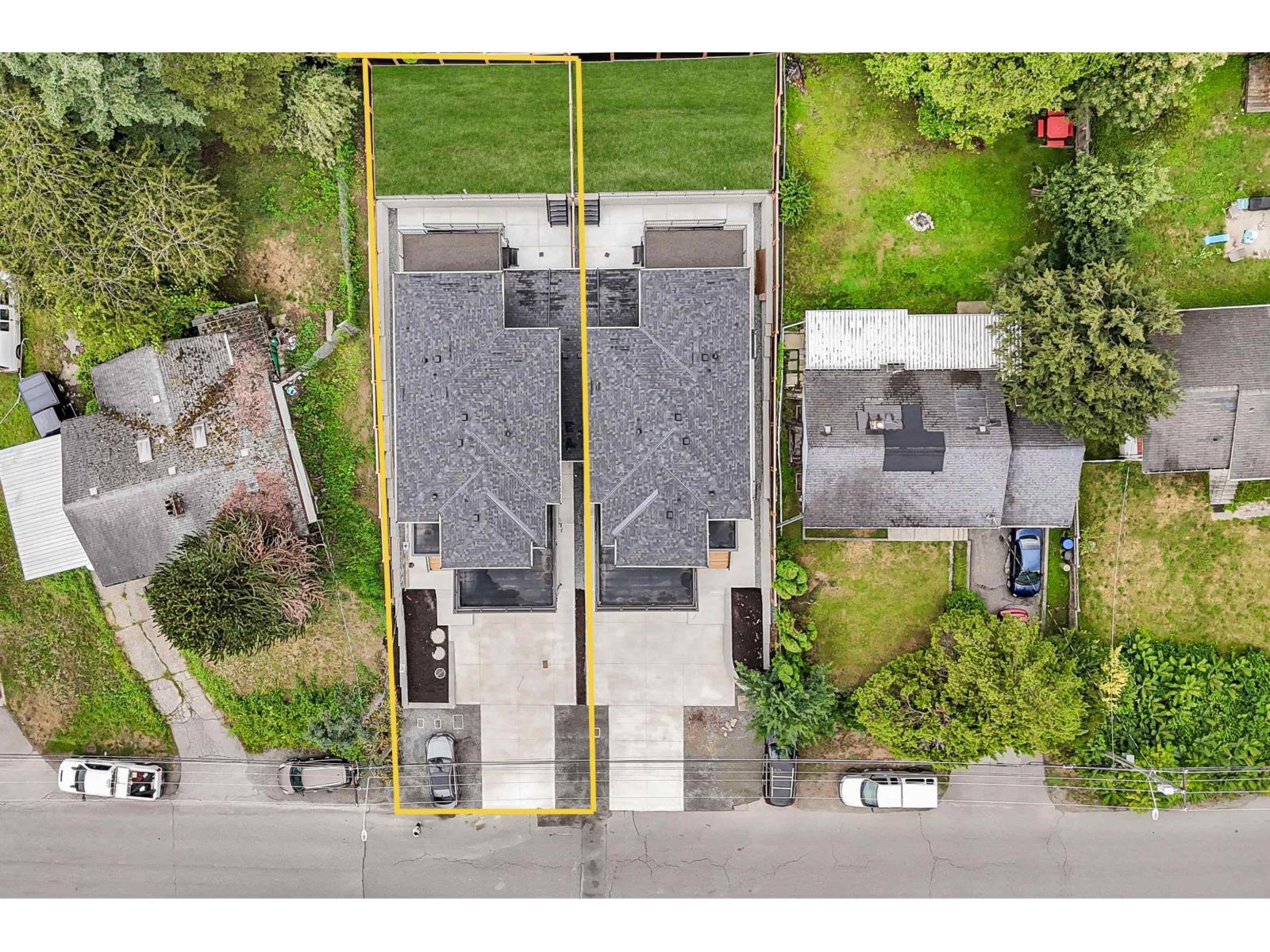 A 32729 Fraser Crescent, Mission, British Columbia  V2V 1C9 - Photo 2 - R3043160