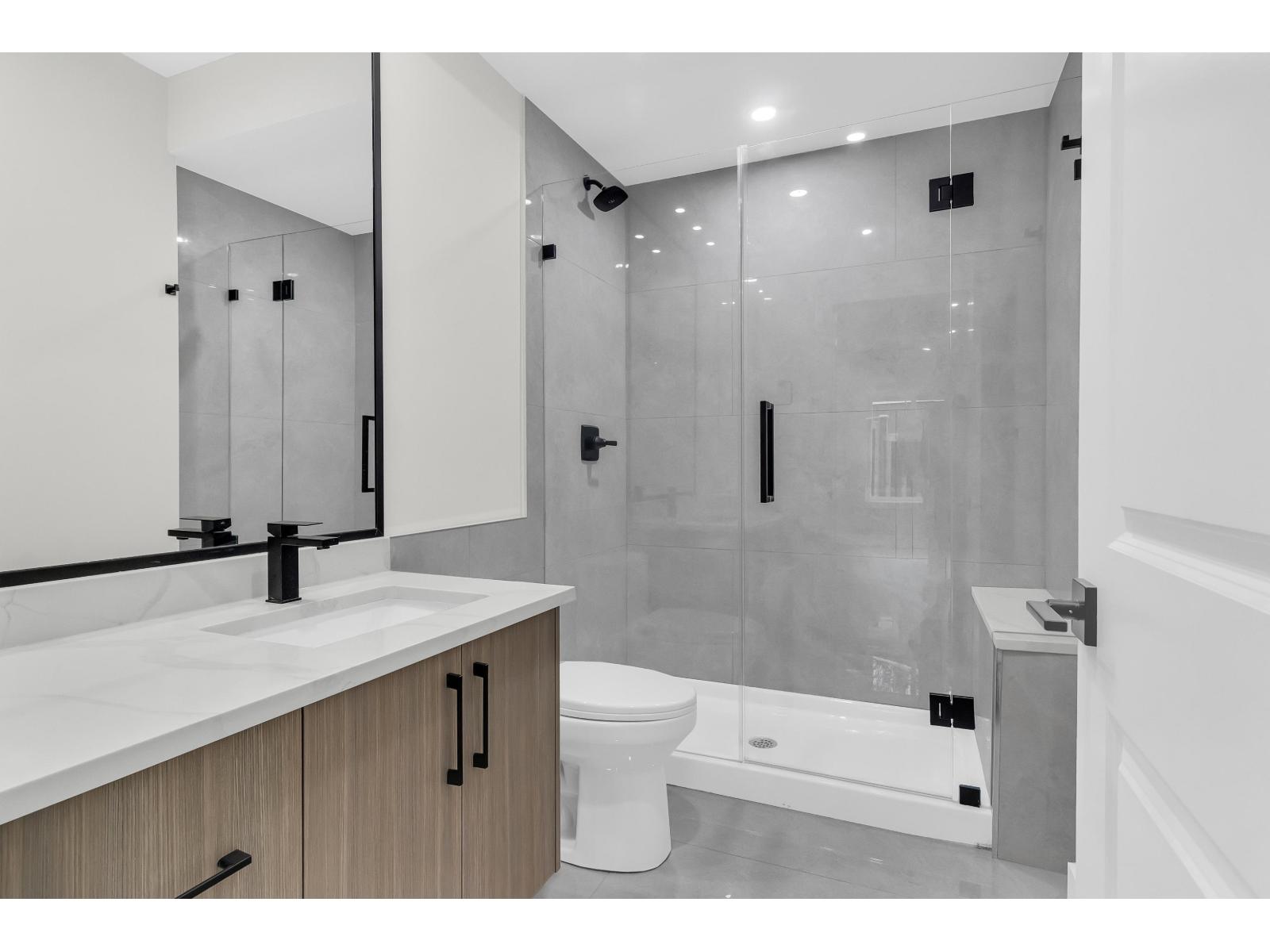 A 32729 Fraser Crescent, Mission, British Columbia  V2V 1C9 - Photo 17 - R3043160