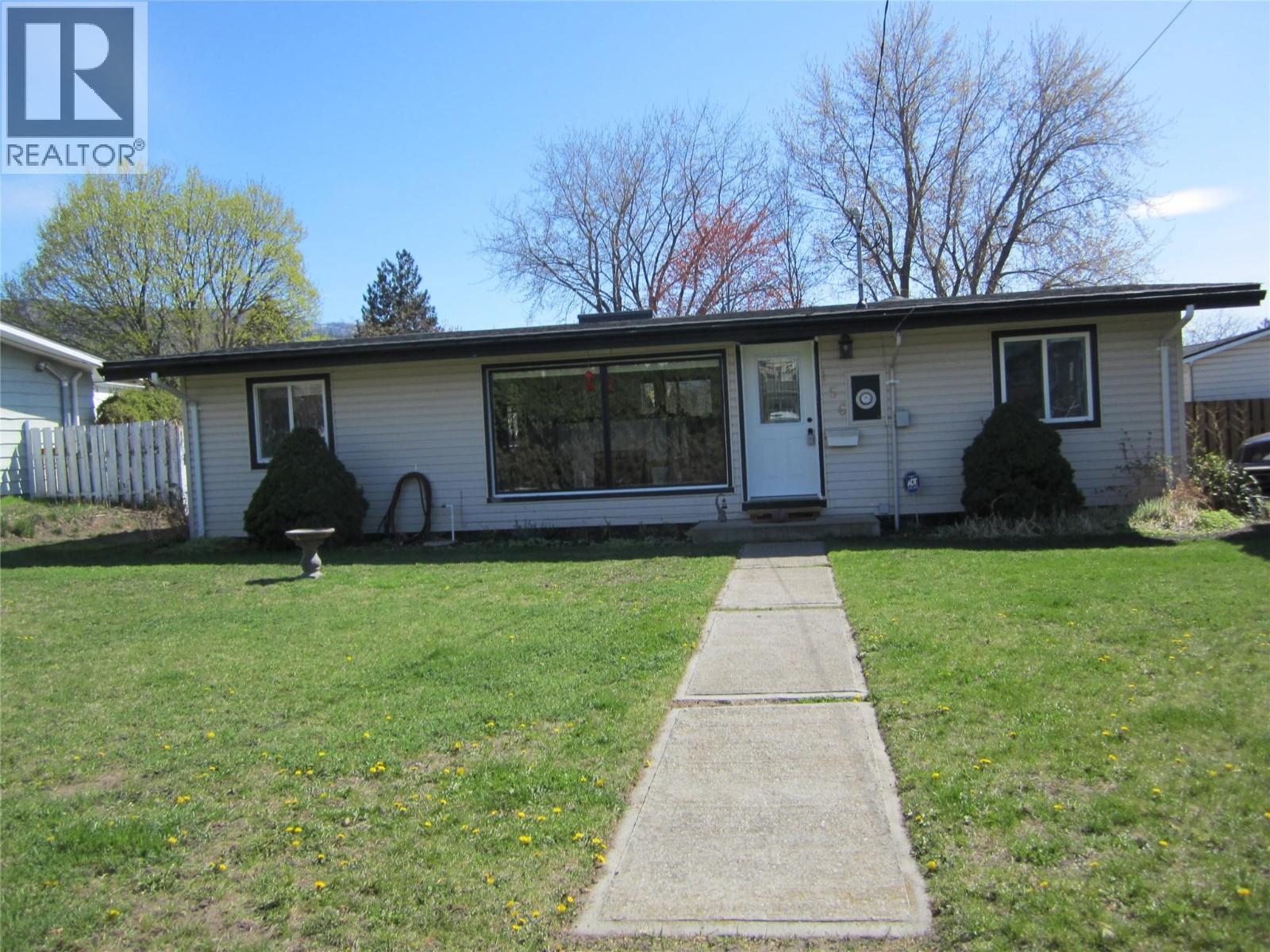 156 Mcculloch Drive, Main South, Penticton  by Norm Davies Okanagan Real Estate 156 Mcculloch Drive, Main South, Penticton