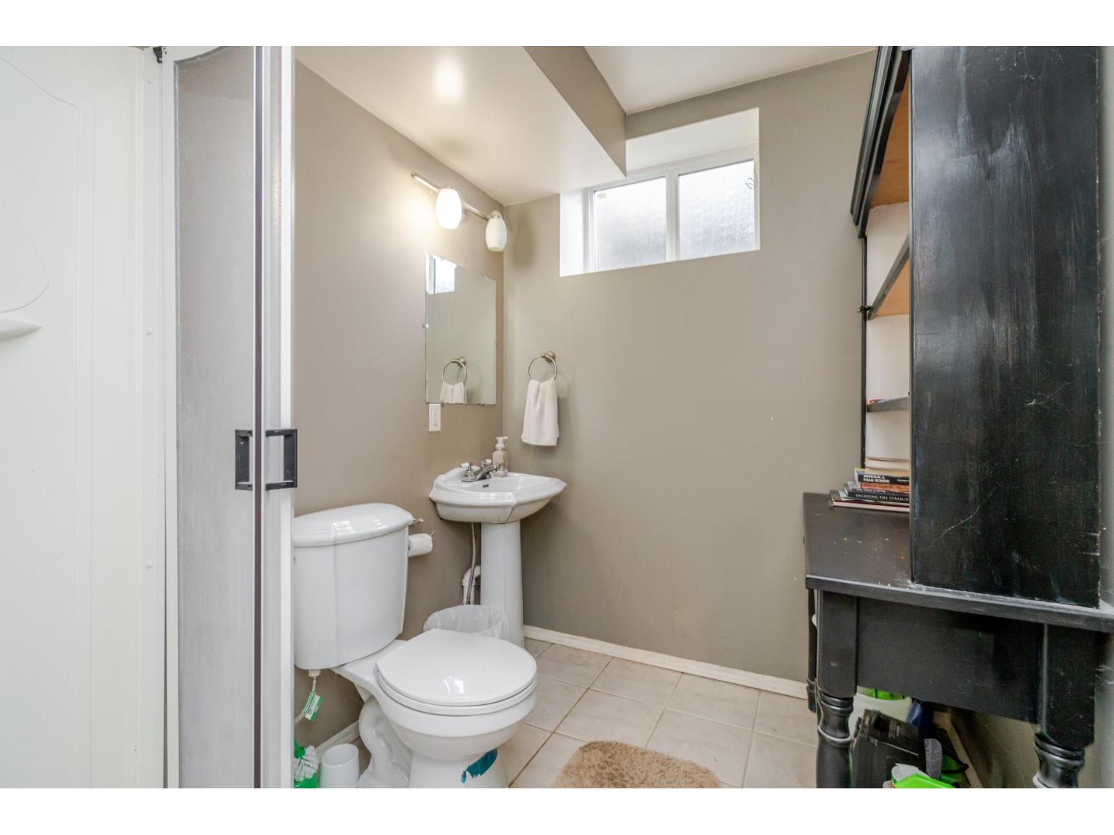 35543 Dina Place, Abbotsford, British Columbia  V3G 1L7 - Photo 36 - R3044074