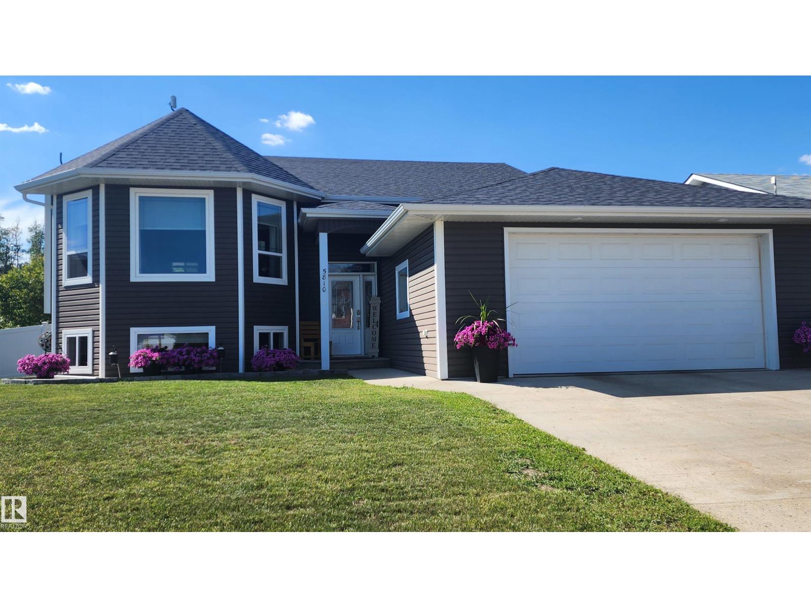 5810 Centennial DR, Elk Point, Alberta