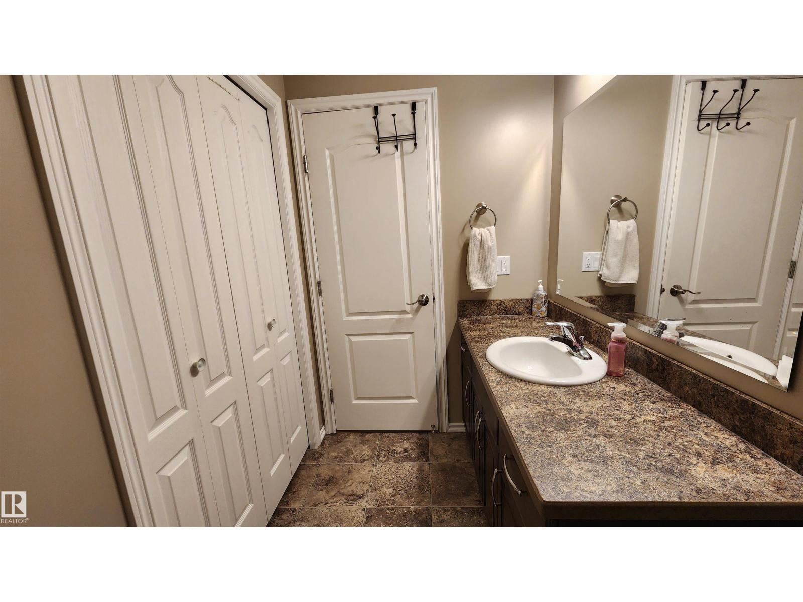 5810 Centennial Dr, Elk Point, Alberta  T0A 1A0 - Photo 46 - E4456453