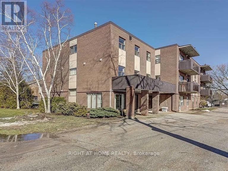 301 - 173 Eighth Street, Collingwood, Ontario  L9Y 2C9 - Photo 2 - S12385494
