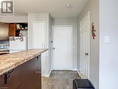 301 - 173 Eighth Street, Collingwood, Ontario  L9Y 2C9 - Photo 7 - S12385494