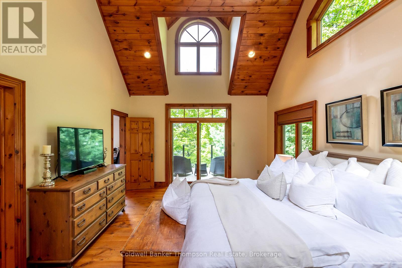 386 Swallowdale Road, Huntsville, Ontario  P1H 0A5 - Photo 19 - X12385572