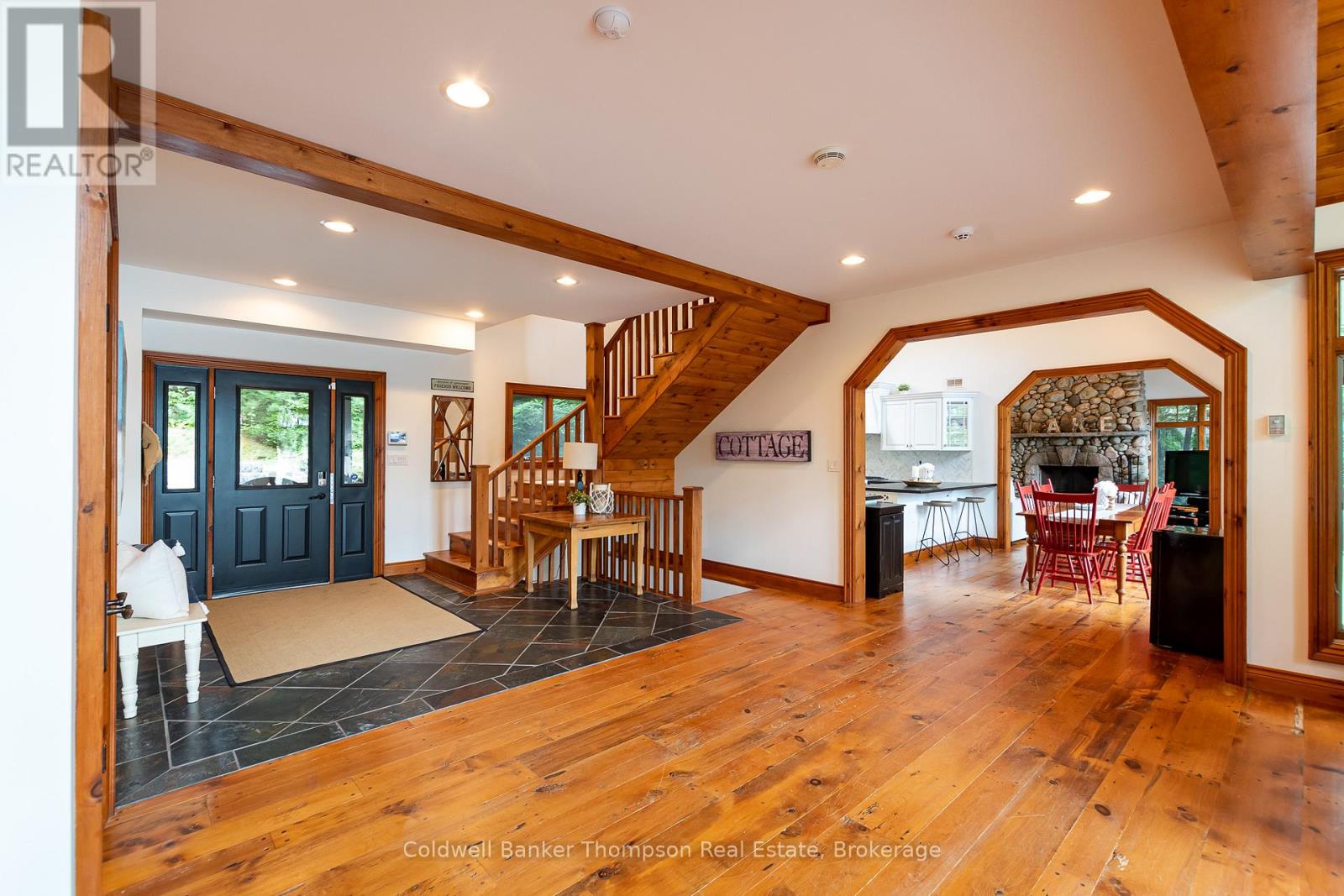 386 Swallowdale Road, Huntsville, Ontario  P1H 0A5 - Photo 4 - X12385572