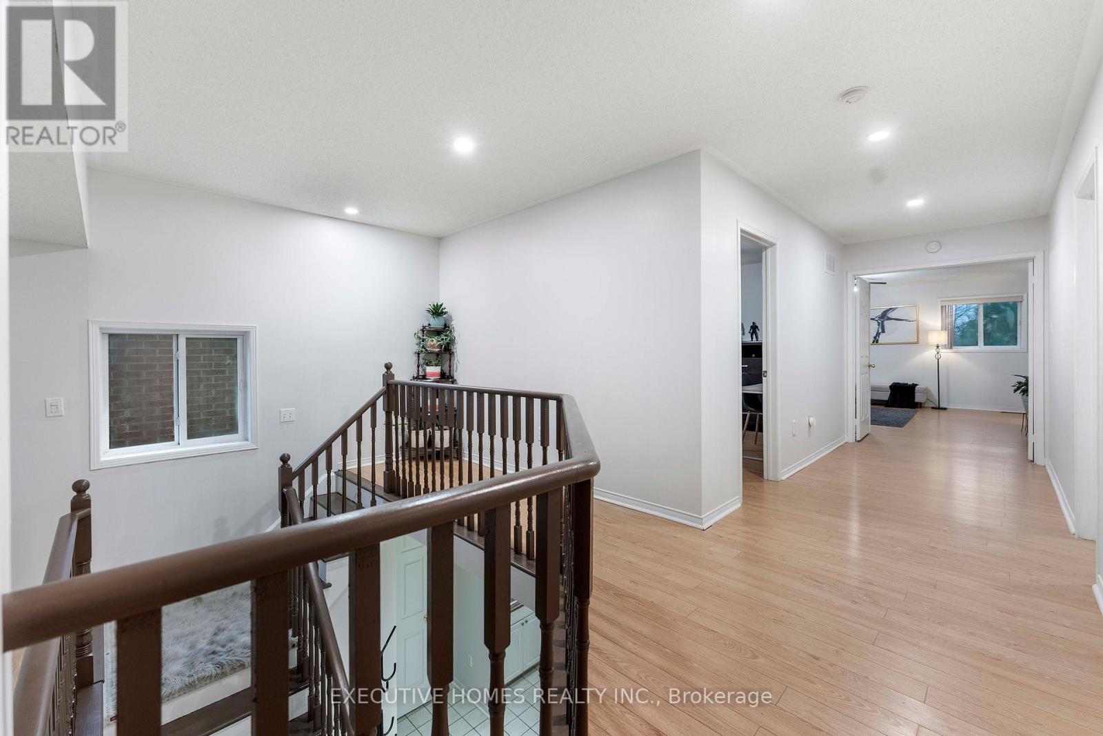 44 Pebblestone Circle, Brampton, Ontario  L6X 4N2 - Photo 43 - W12385482