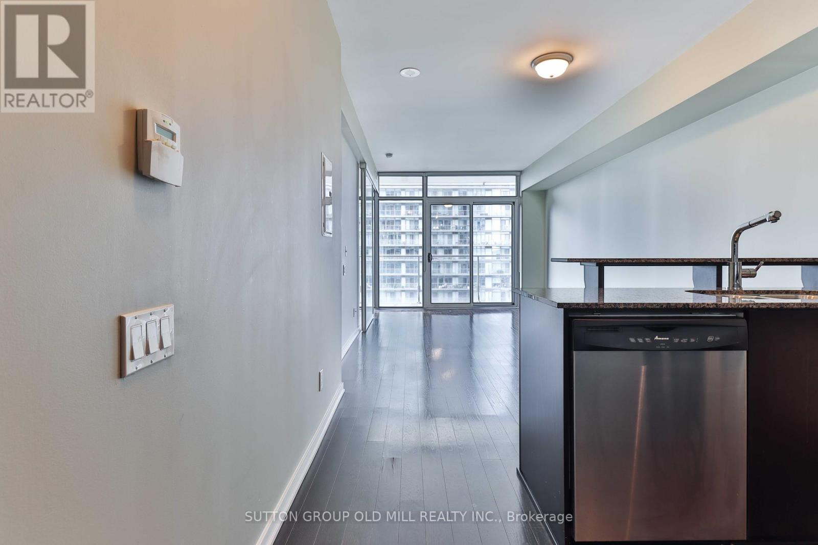 709 - 103 The Queensway, Toronto, Ontario  M6S 5B4 - Photo 2 - W12385505